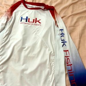 Huk Performance Fishing youth XL excellent condition
